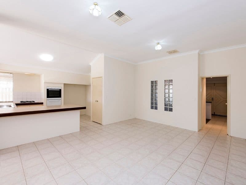 4 Yardarm Street, Waikiki WA 6169, Waikiki - Thumbnail 3