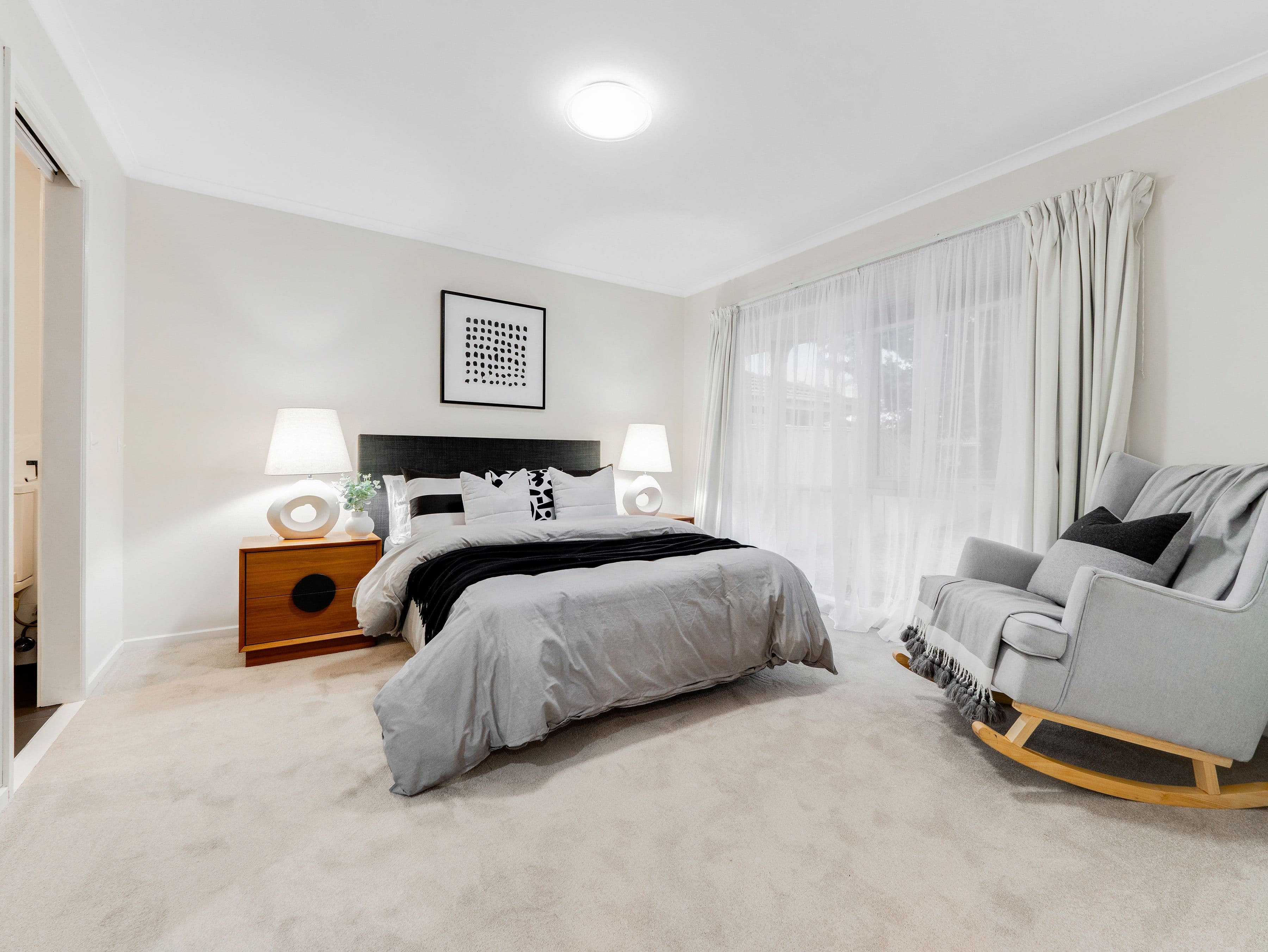 12 Lobelia Court, Cranbourne North VIC 3977, Cranbourne North - Thumbnail 2