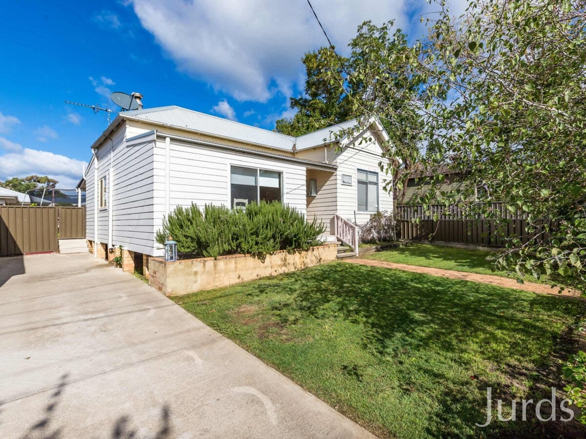 19 & 19a Sergeant Street, CESSNOCK, Cessnock - Thumbnail 4