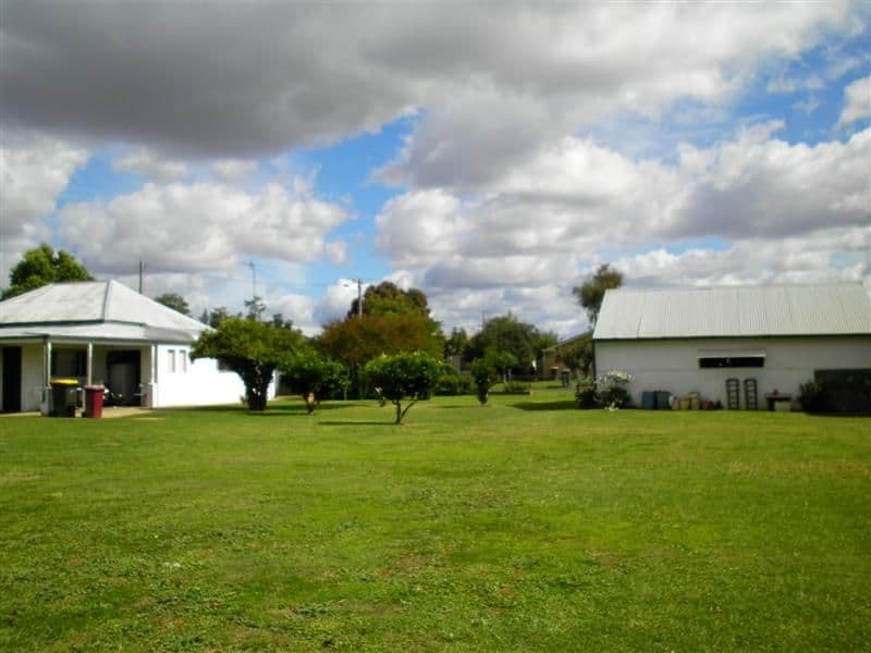 3 Cooyal Street, COWRA NSW 2794, Cowra - Thumbnail 4