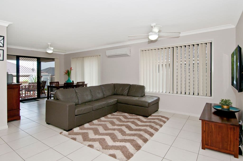 15 Topaz Crescent, Logan Reserve QLD 4133, Logan Reserve - Thumbnail 5