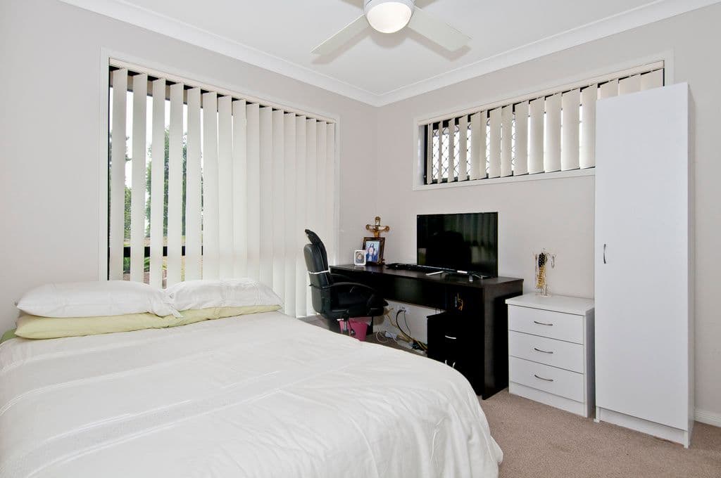 15 Topaz Crescent, Logan Reserve QLD 4133, Logan Reserve - Thumbnail 8