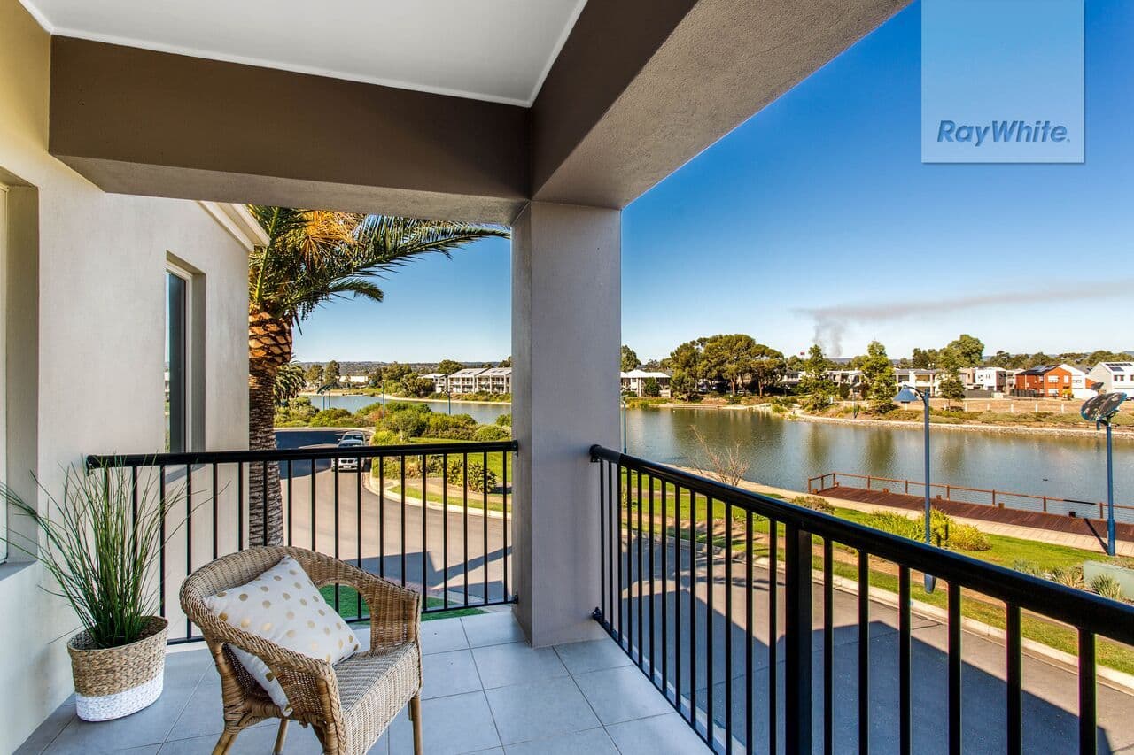 19 Lomond Circuit, Mawson Lakes SA 5095, Mawson Lakes - Thumbnail 4