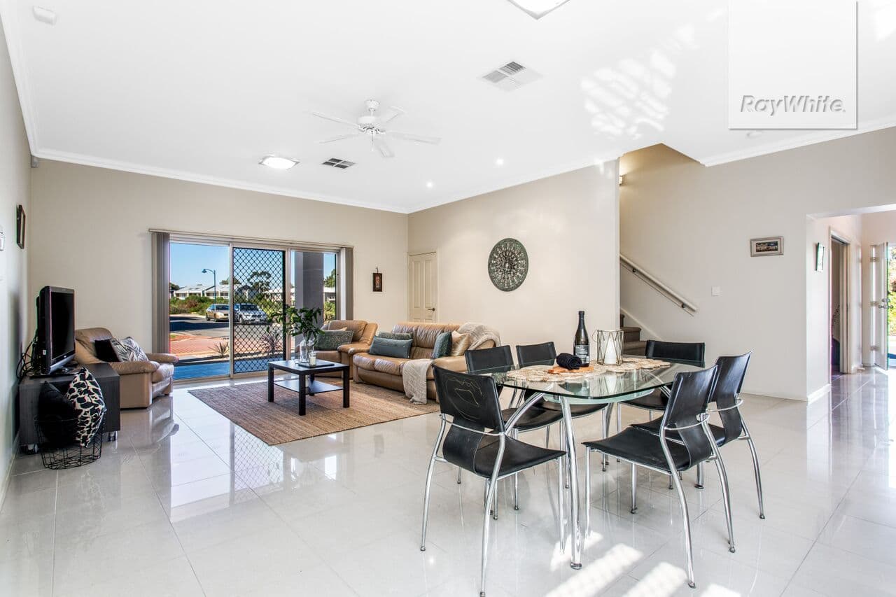 19 Lomond Circuit, Mawson Lakes SA 5095, Mawson Lakes - Thumbnail 8
