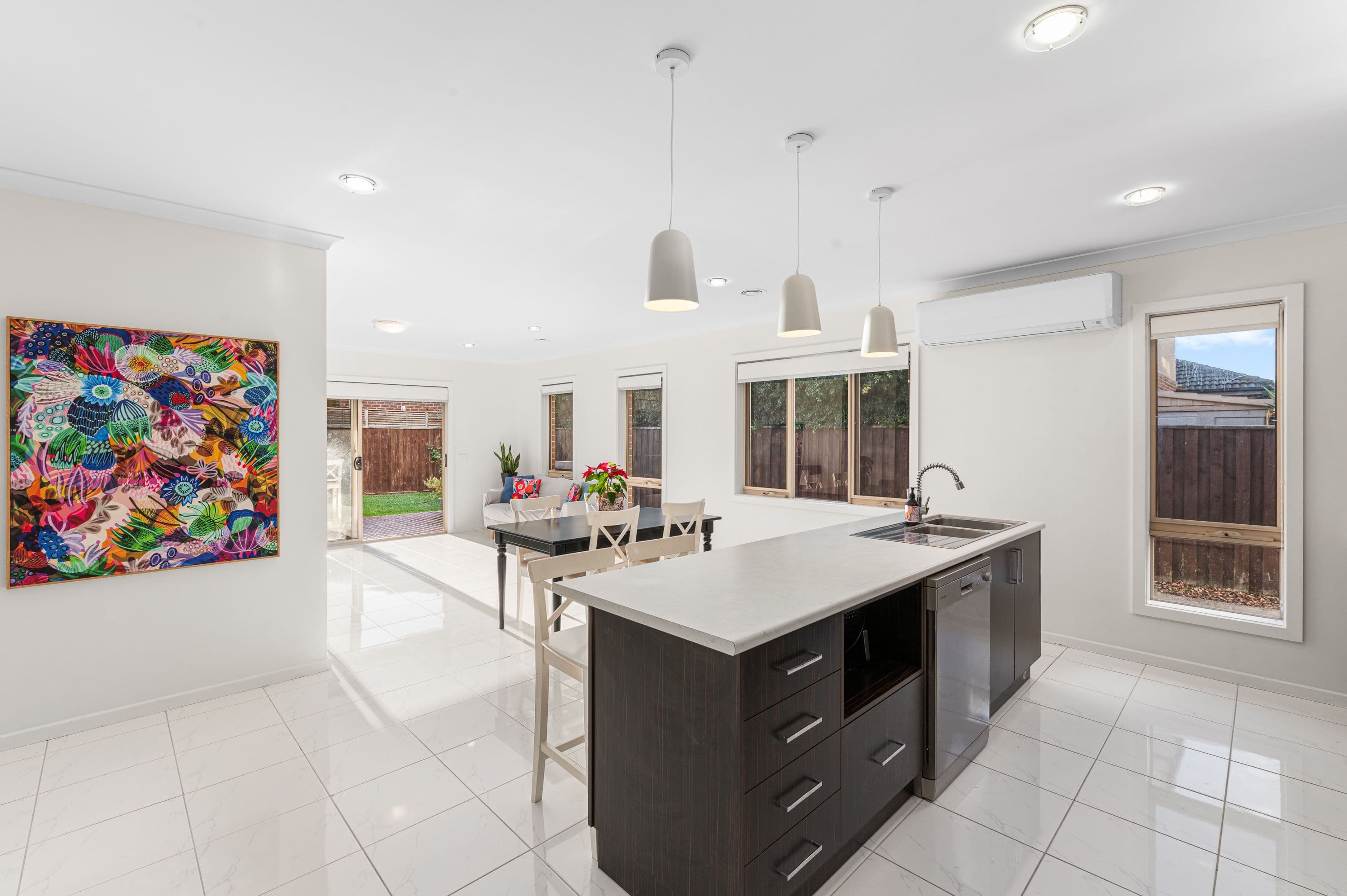 40 Huntingfield Drive, South Morang VIC 3752, South Morang - Thumbnail 3