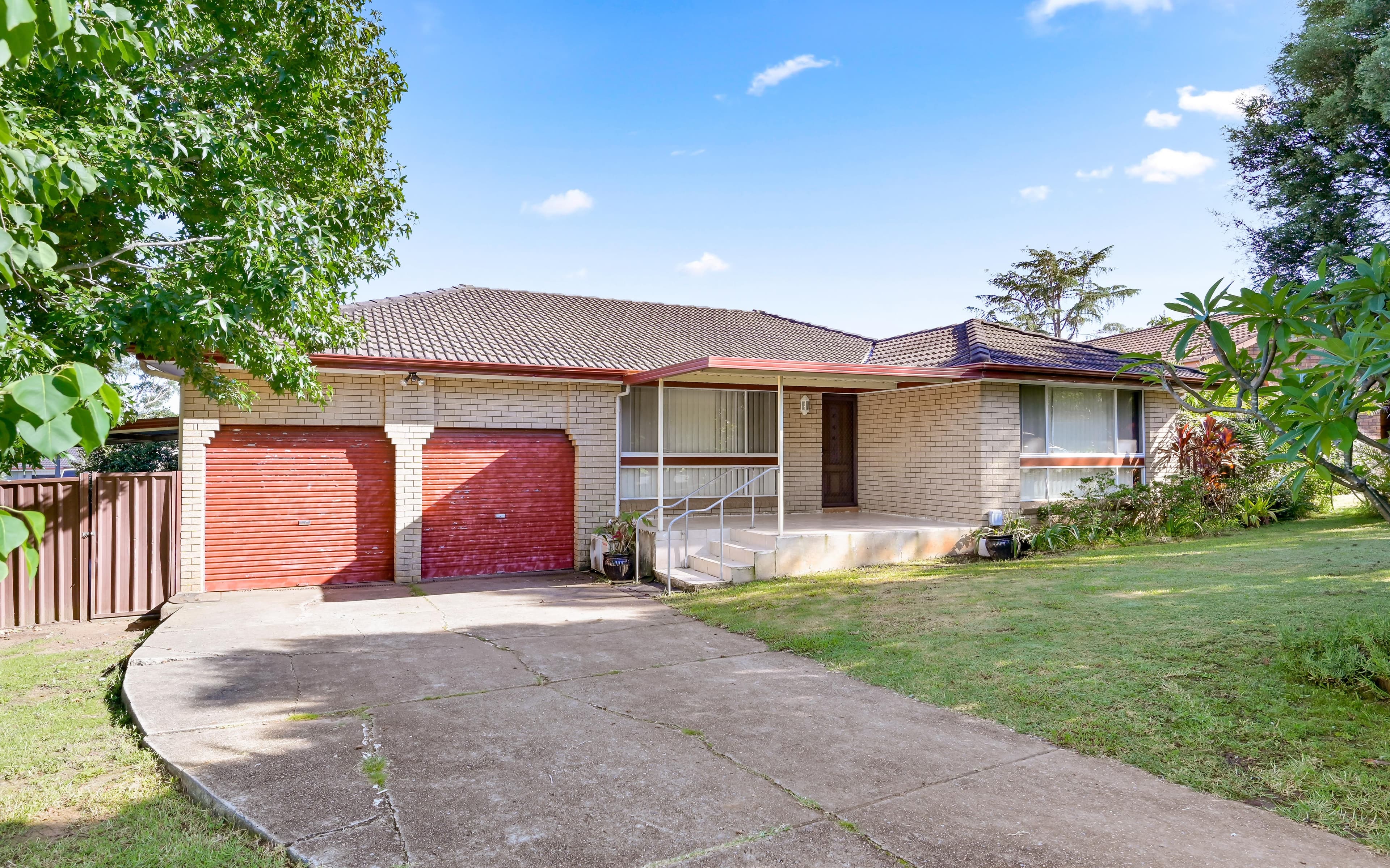 6 Bowerbird Avenue, Ingleburn NSW 2565, Ingleburn - Image 1