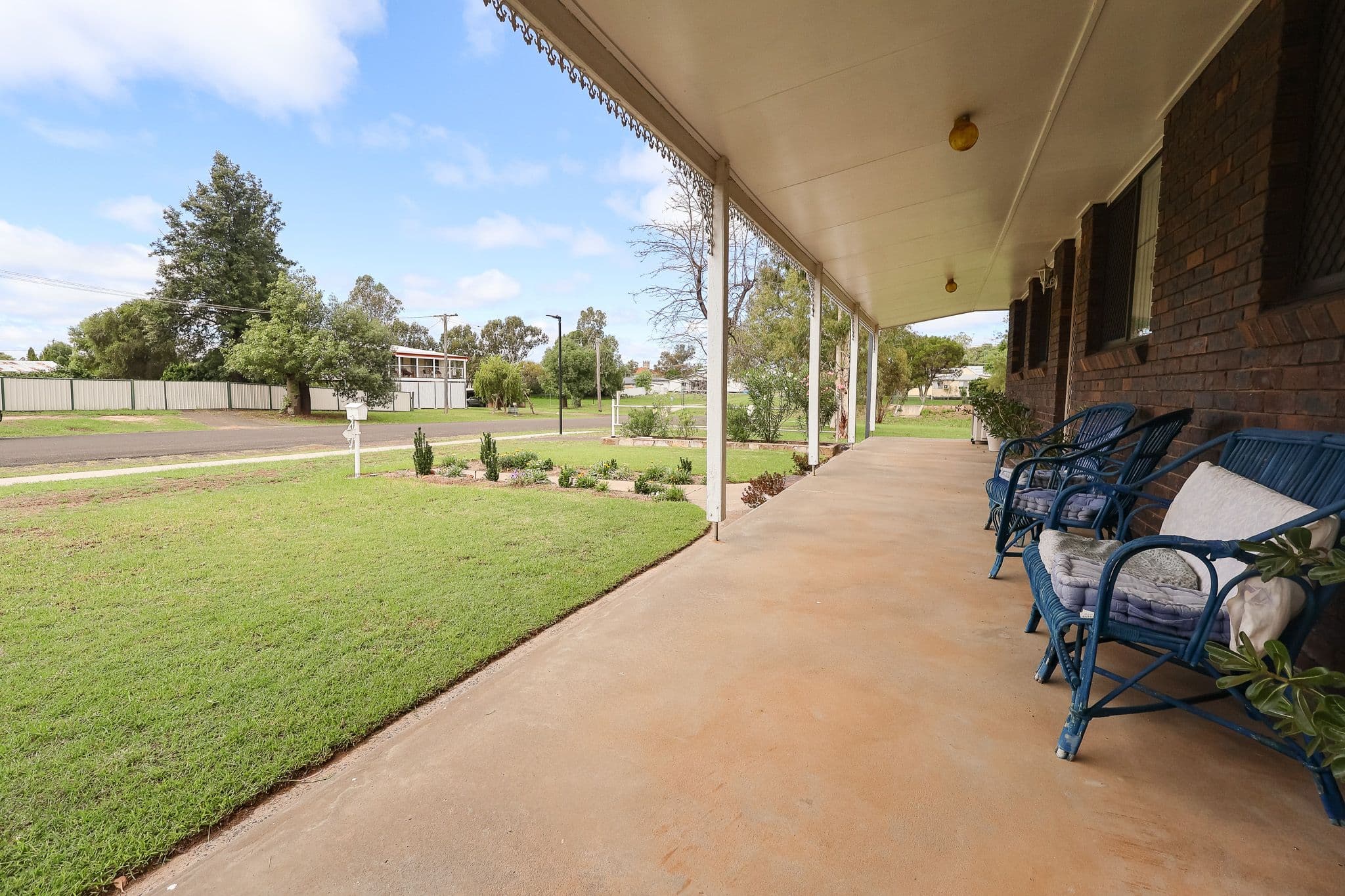 3 Hawthorne Street, Roma QLD 4455, Roma - Thumbnail 2