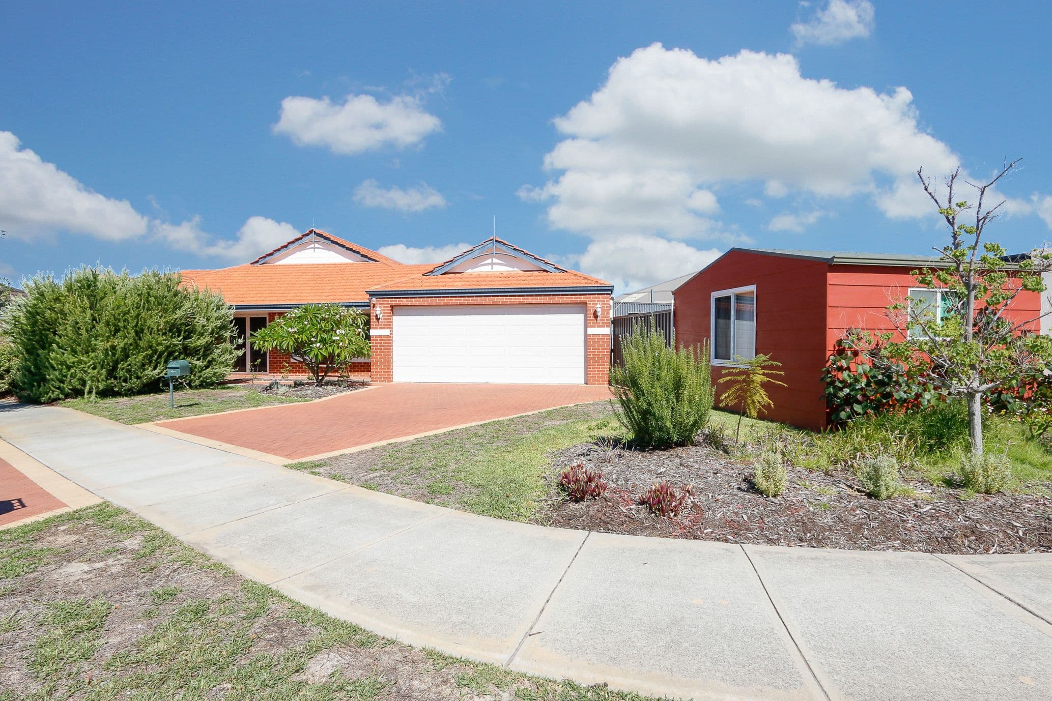17 Pasalich Bend, Aveley WA 6069, Aveley - Thumbnail 2