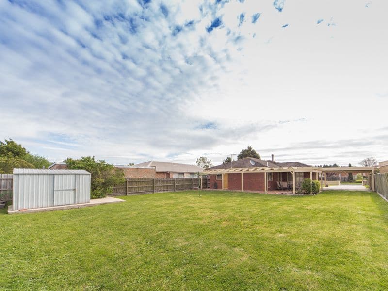 24 HYSSOP Drive, HALLAM VIC 3803, Hallam - Thumbnail 4