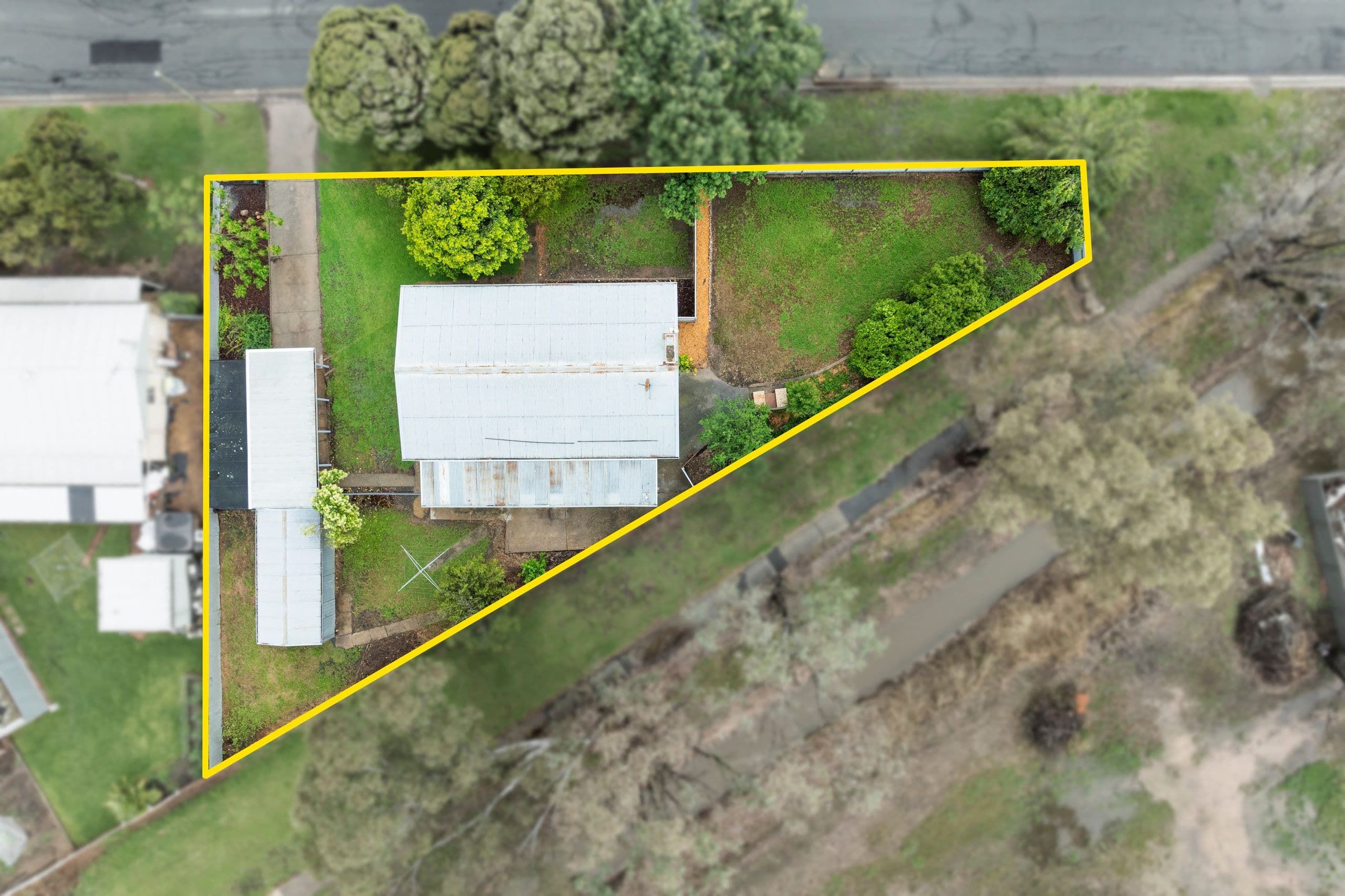 14 Clarke Street, Benalla VIC 3672, Benalla - Thumbnail 3