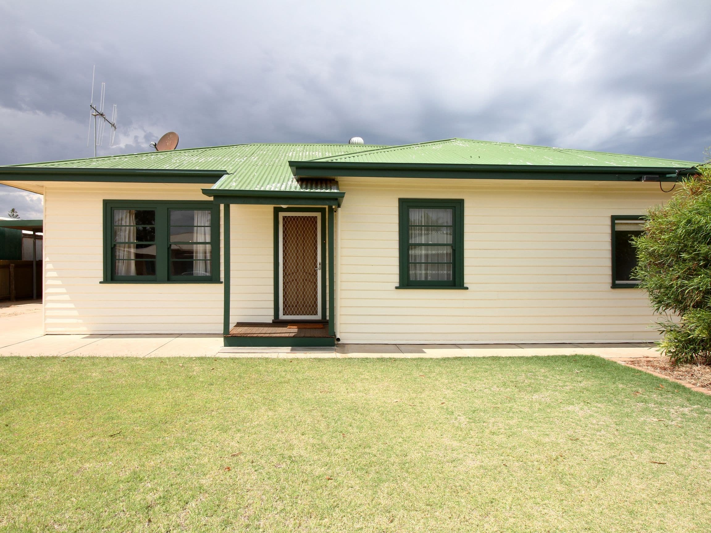 4 Seekamp Street, Berri SA 5343, Berri - Thumbnail 2