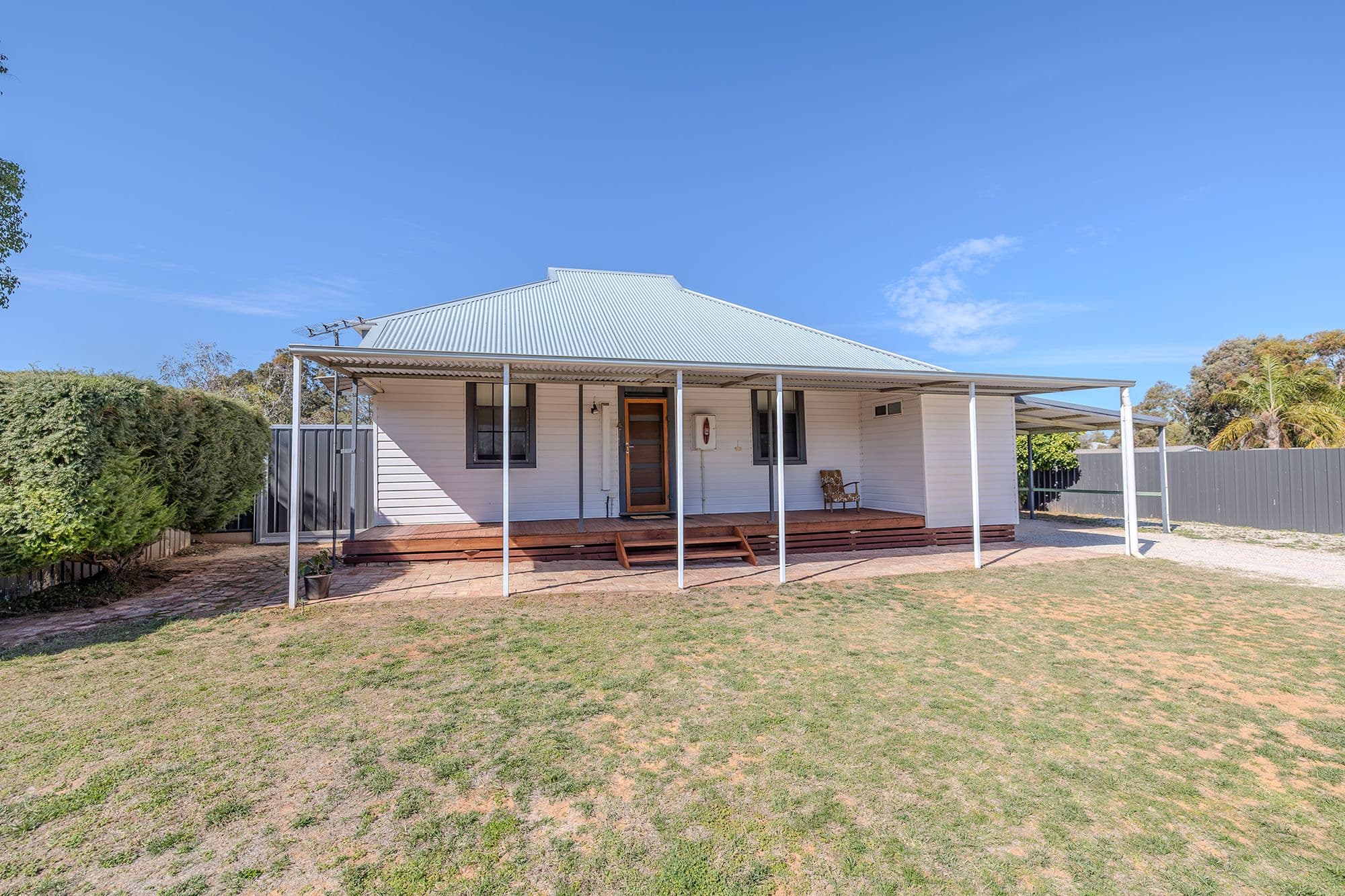 43 Farrell Street, Ouyen VIC 3490, Ouyen - Thumbnail 2