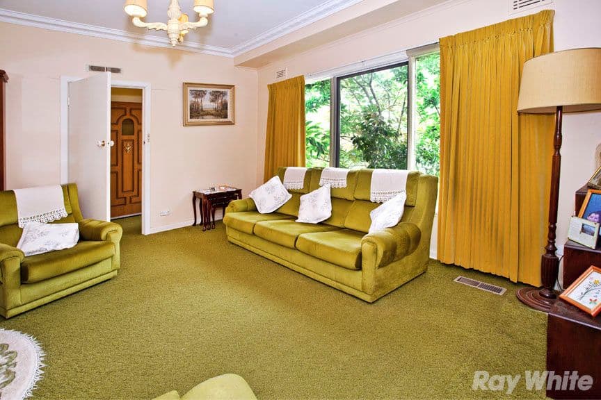 33 Culwell Avenue, Mitcham VIC 3132, Mitcham - Thumbnail 2