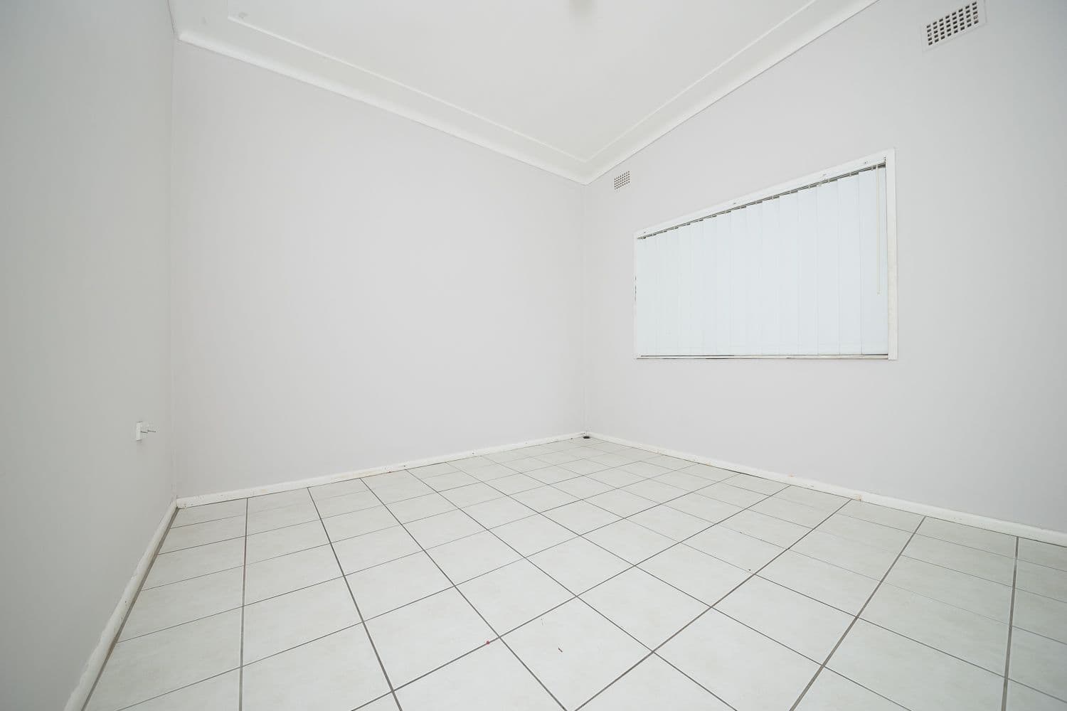 331 Ocean Beach Road, Umina Beach - Thumbnail 8