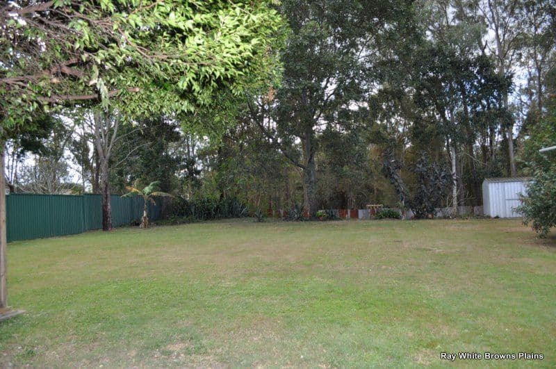 11 Mackellar Drive, BORONIA HEIGHTS QLD 4124, Boronia Heights - Thumbnail 4
