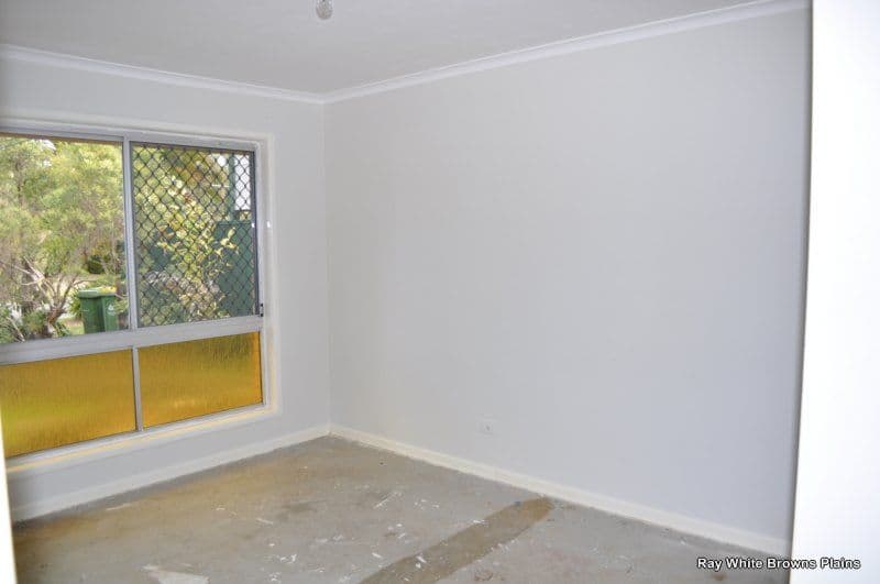11 Mackellar Drive, BORONIA HEIGHTS QLD 4124, Boronia Heights - Thumbnail 5