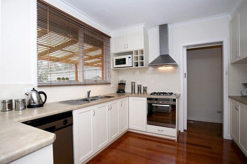 13 WILLIAMS Road, MOOROOLBARK VIC 3138, Mooroolbark - Thumbnail 4
