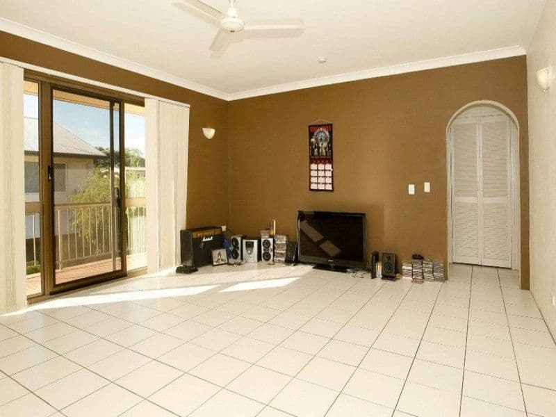 74 Mitchell Street, NORTH WARD QLD 4810, North Ward - Thumbnail 2