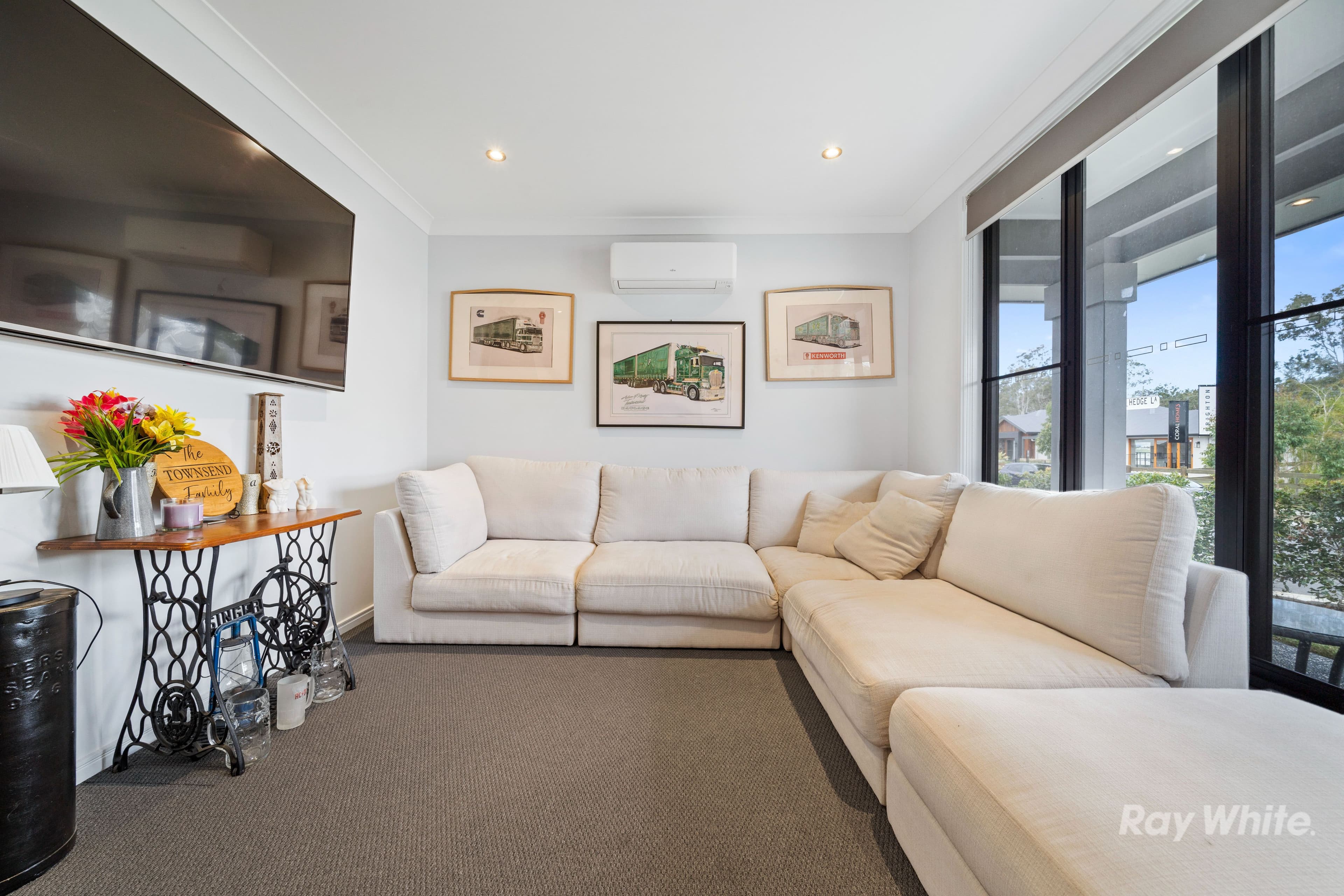 44 Hedge Lane, Greenbank QLD 4124, Greenbank - Thumbnail 7
