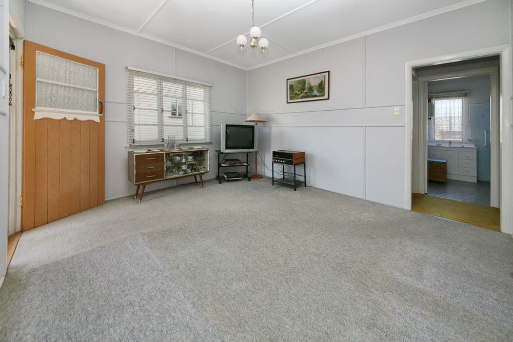 44 McCurley Street, WYNNUM WEST QLD 4178, Wynnum West - Thumbnail 4