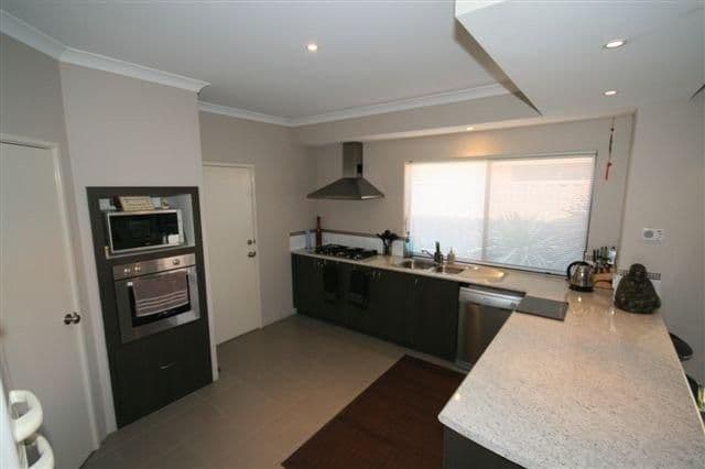 19 Epsilon Drive, ROCKINGHAM WA 6168, Rockingham - Thumbnail 2