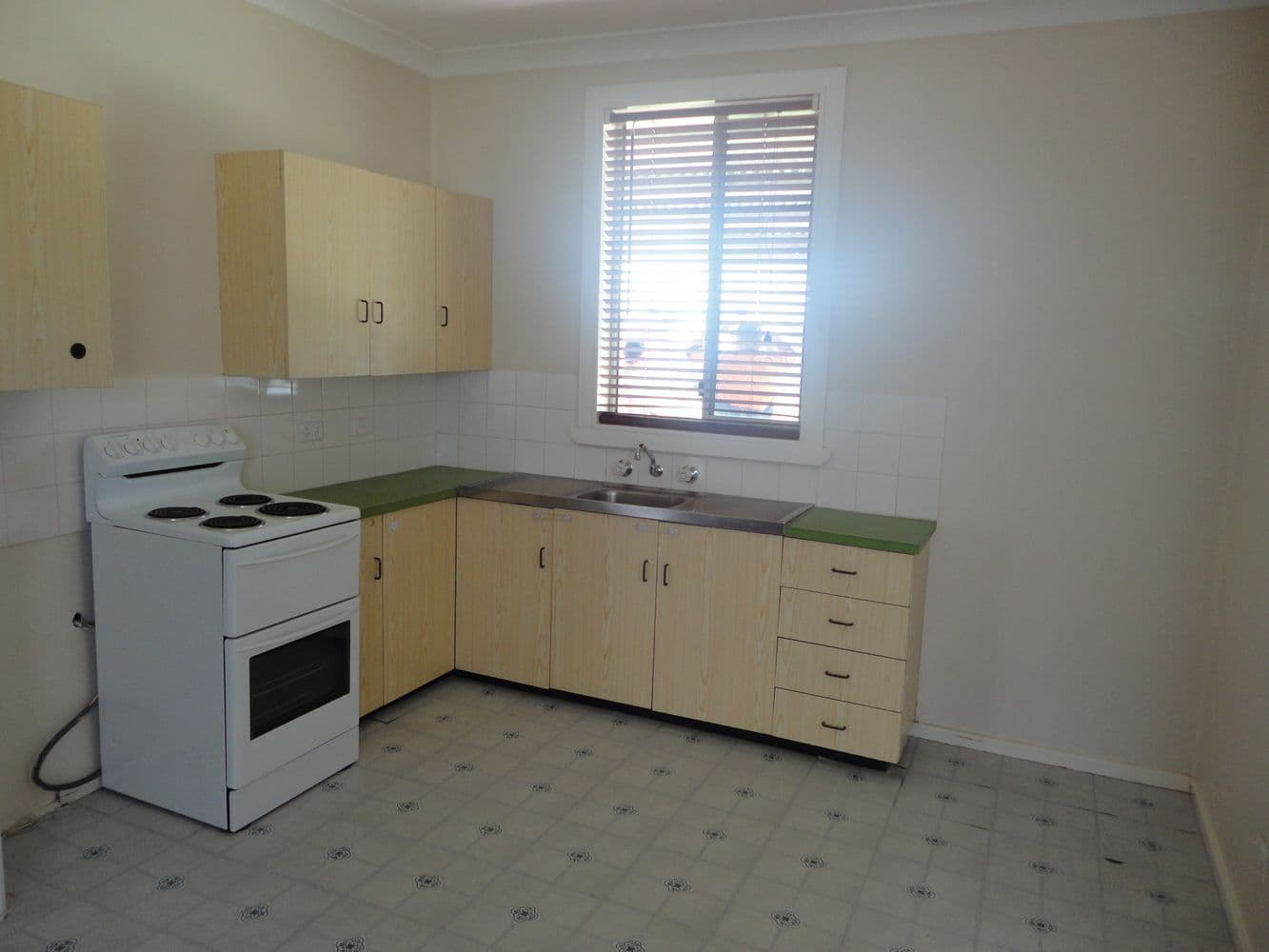 167 Vesper Street, TEMORA NSW 2666, Temora - Thumbnail 3