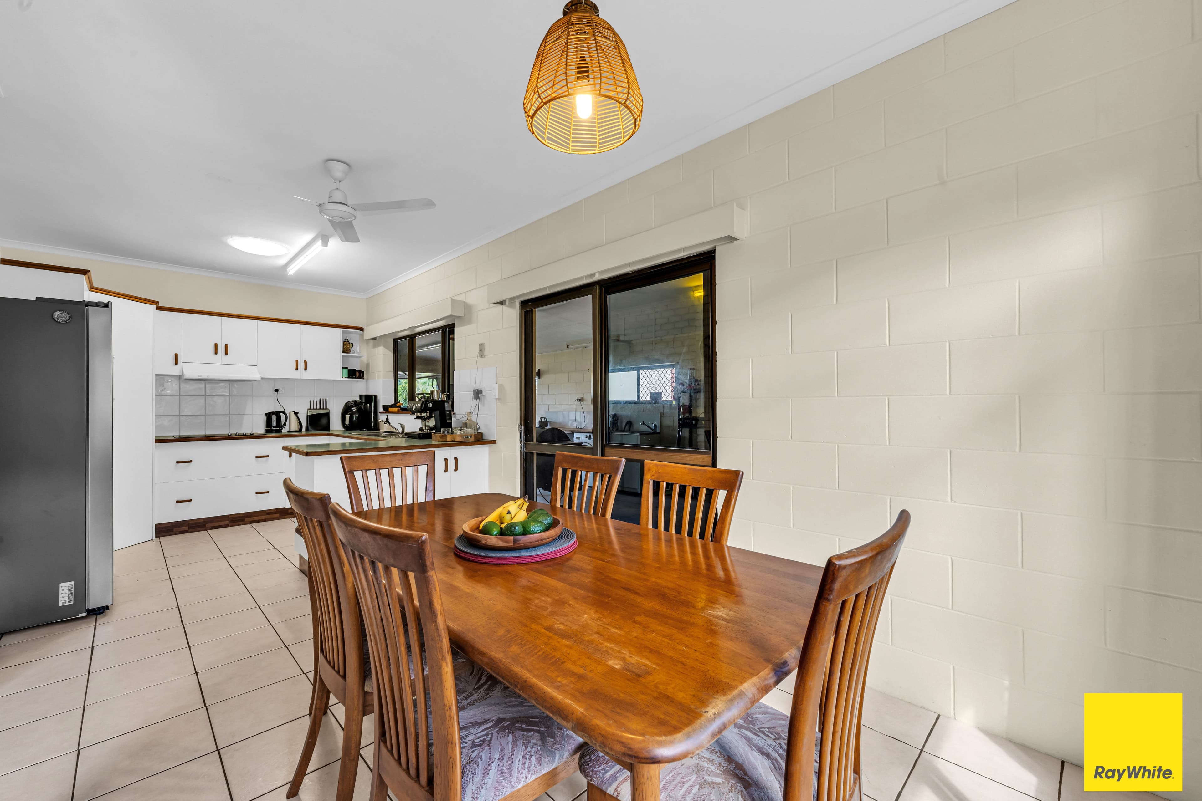 12 Vista Street, Bayview Heights QLD 4868, Bayview Heights - Thumbnail 2