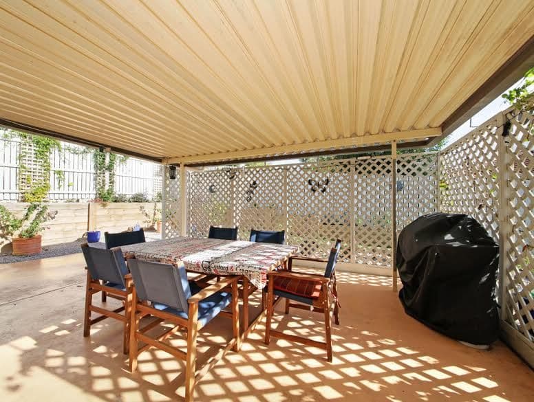 2 St Martin Court, DECEPTION BAY QLD 4508, Deception Bay - Thumbnail 2