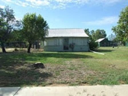25 Hawthorn Street, BLACKALL QLD 4472, Blackall - Image 1