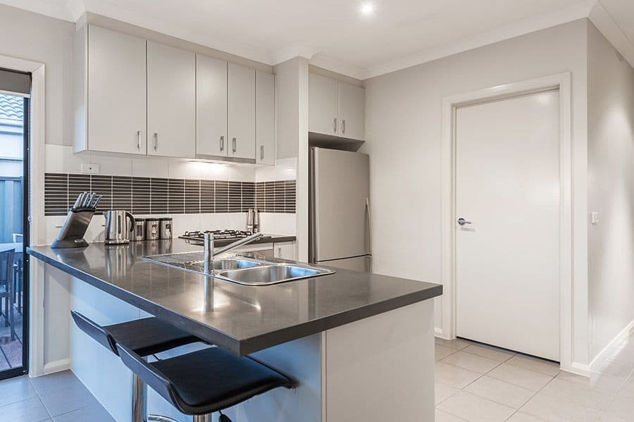 15 Powell Street, Craigieburn VIC 3064, Craigieburn - Thumbnail 2