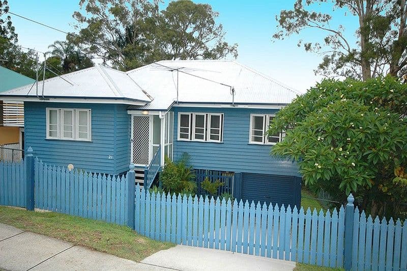 21 Martha Street, CAMP HILL QLD 4152, Camp Hill - Image 1