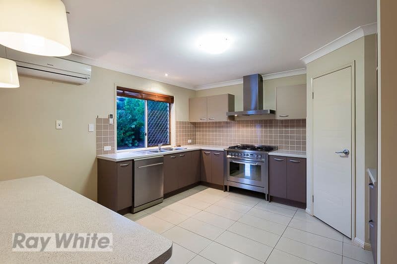 30 Huntly Place, REDLAND BAY QLD 4165, Redland Bay - Thumbnail 5