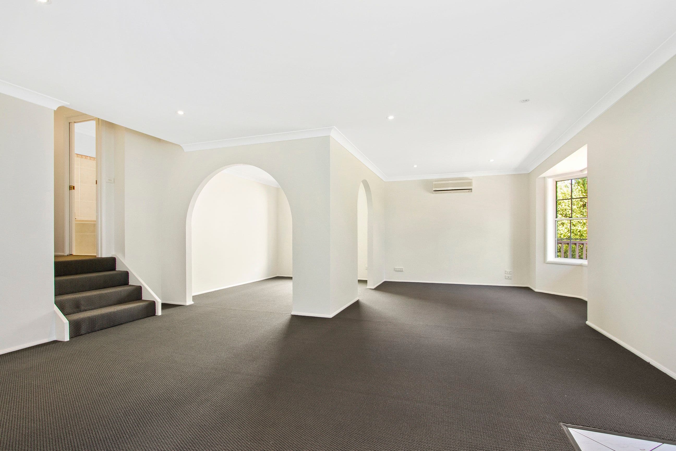 37 Dominic Drive, Batehaven - Thumbnail 3