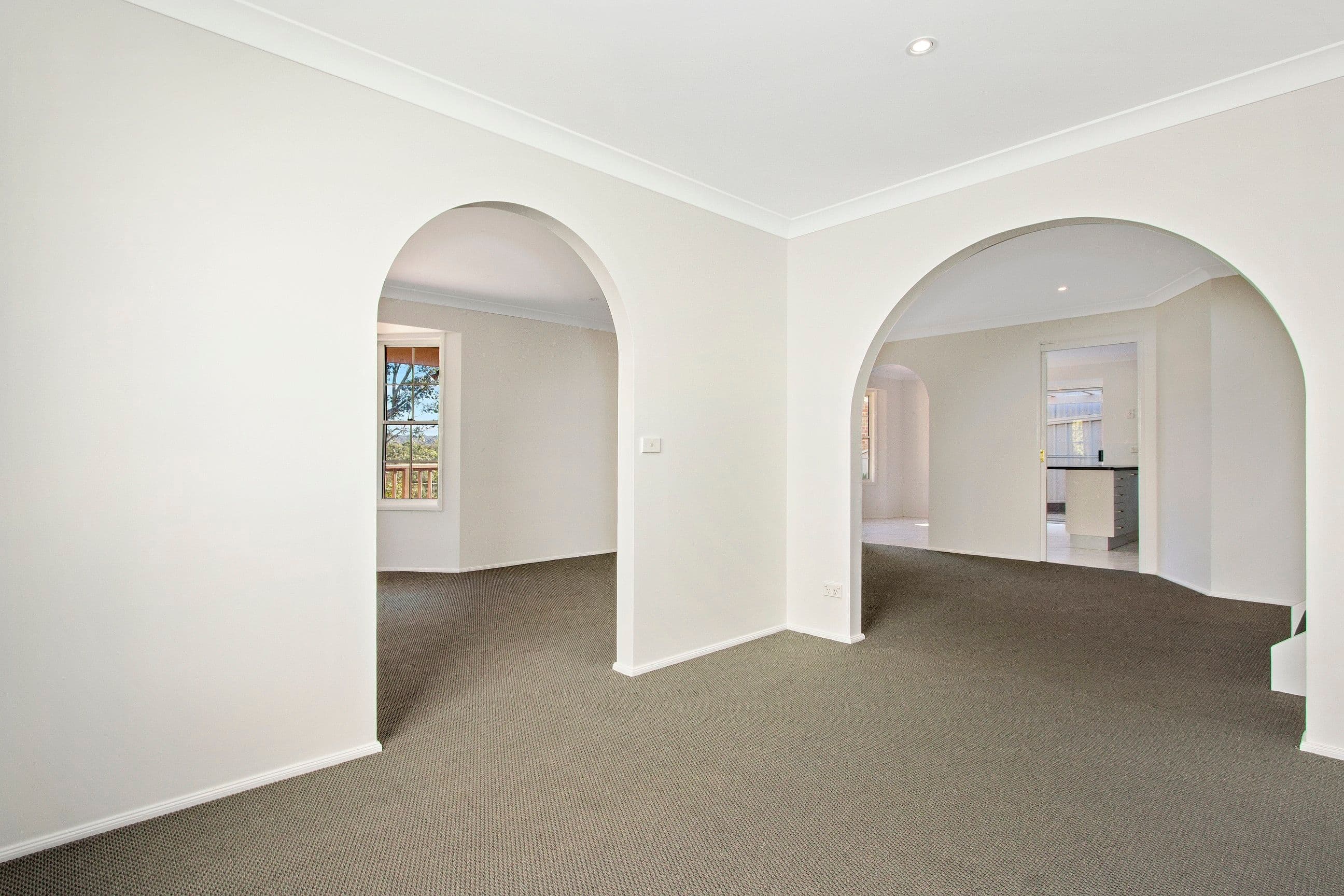 37 Dominic Drive, Batehaven - Thumbnail 8