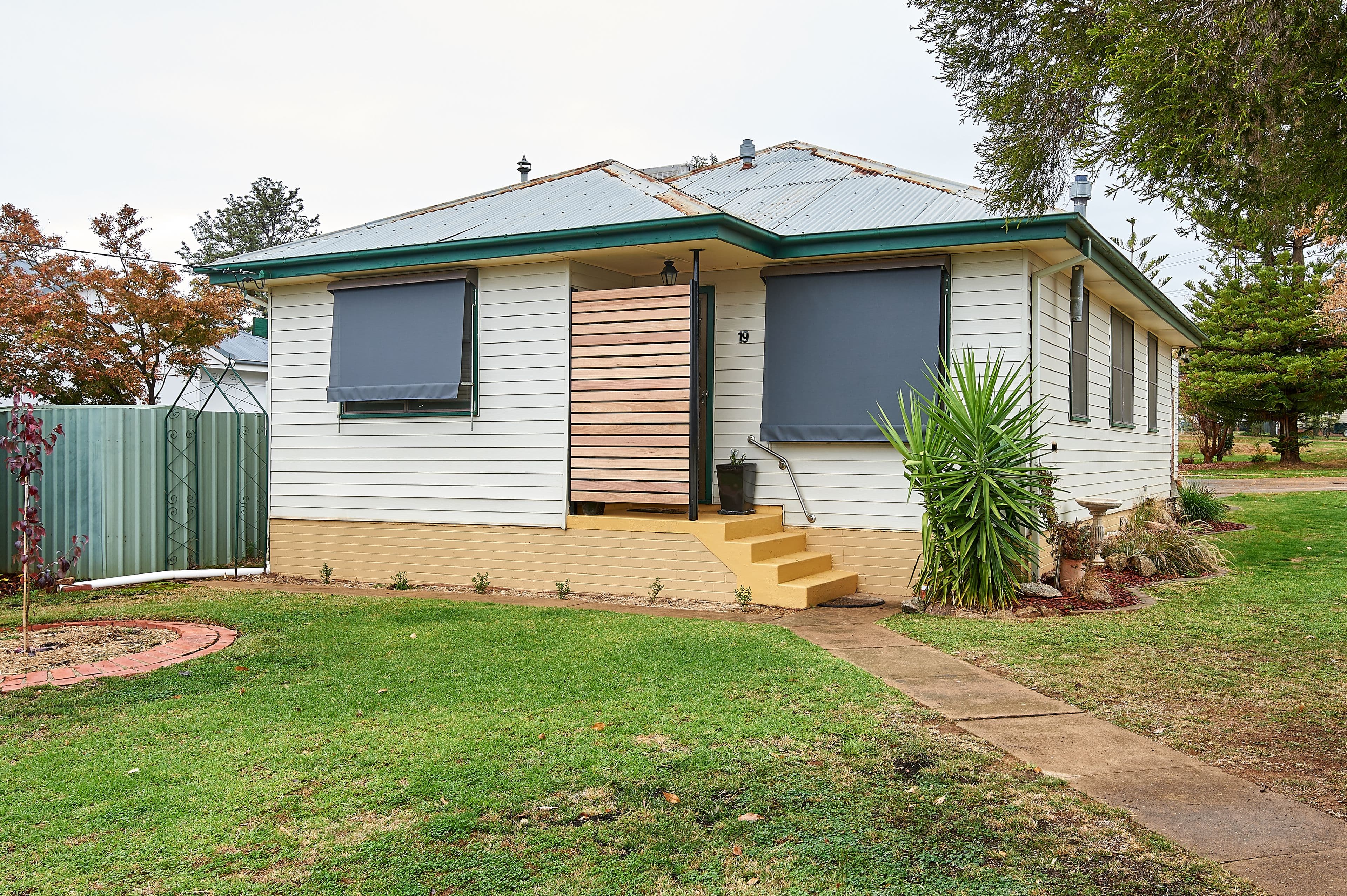 19 Gowrie Parade, Mount Austin - Thumbnail 3