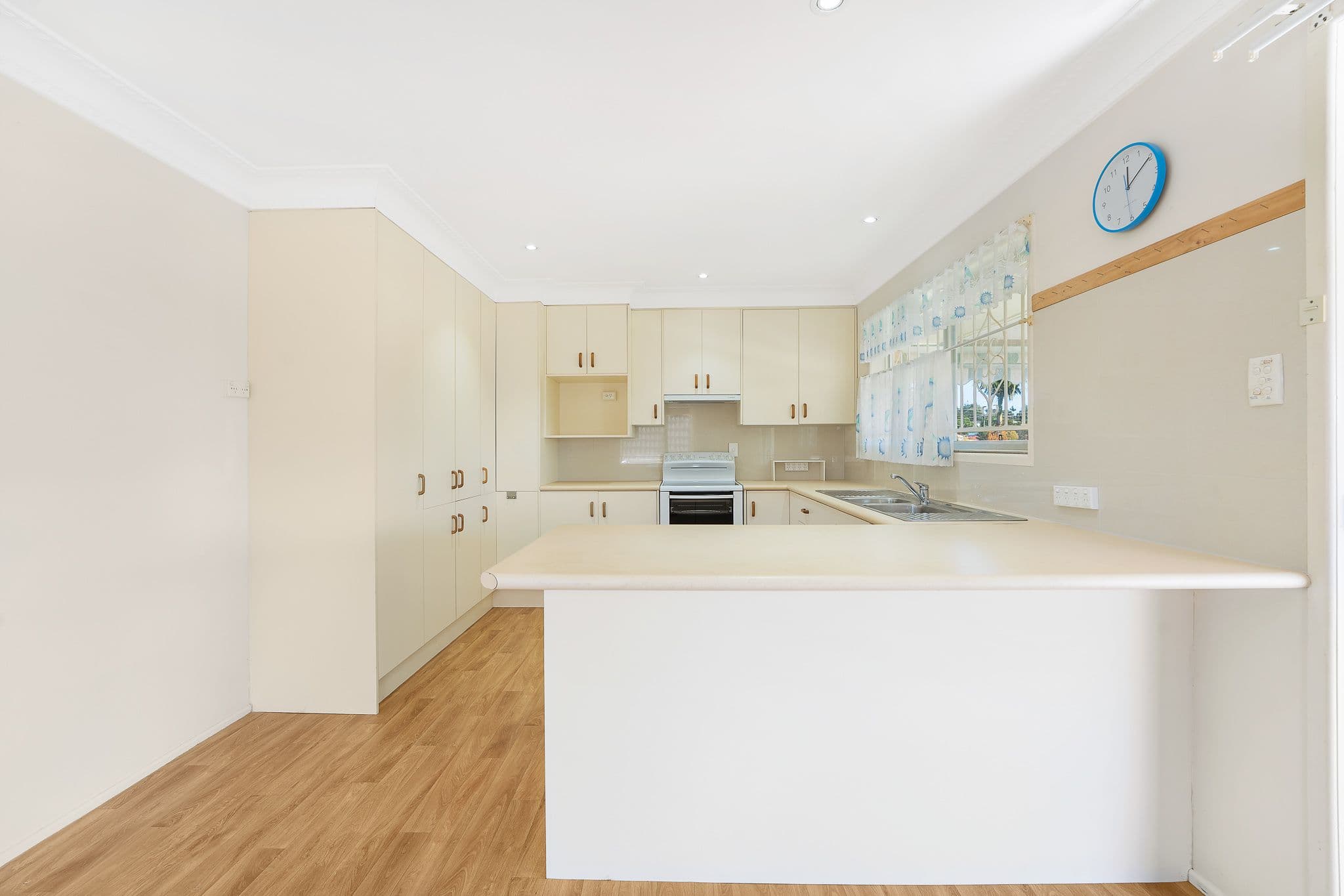 18 Houghton Avenue, Redcliffe QLD 4020, Redcliffe - Thumbnail 8