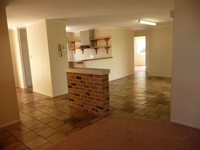 11 Jenna Court, KEARNEYS SPRING QLD 4350, Kearneys Spring - Thumbnail 6