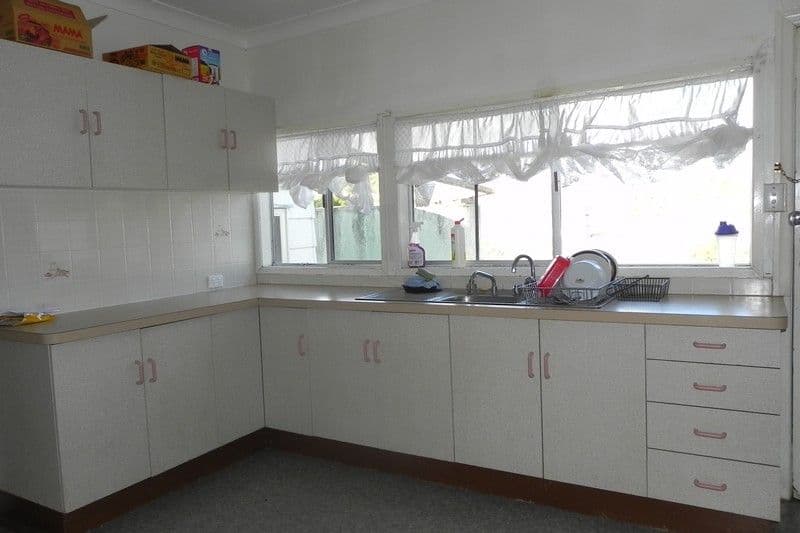 32 Factory Street, PITTSWORTH QLD 4356, Pittsworth - Thumbnail 4