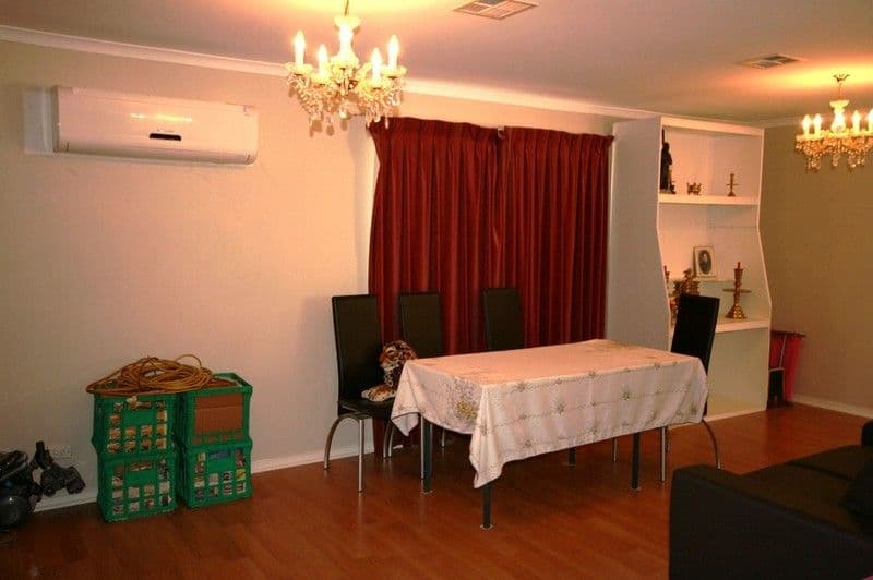 4 SHEPHERDS Grove, KINGS PARK VIC 3021, Kings Park - Thumbnail 3