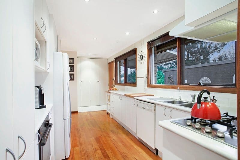 5 Hollyoak Court, Ferntree Gully VIC 3156, Ferntree Gully - Thumbnail 5