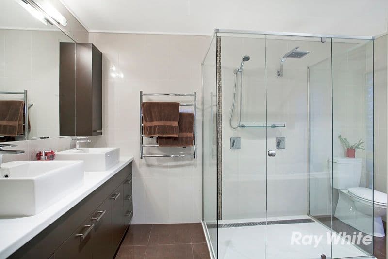 5 Hollyoak Court, Ferntree Gully VIC 3156, Ferntree Gully - Thumbnail 7