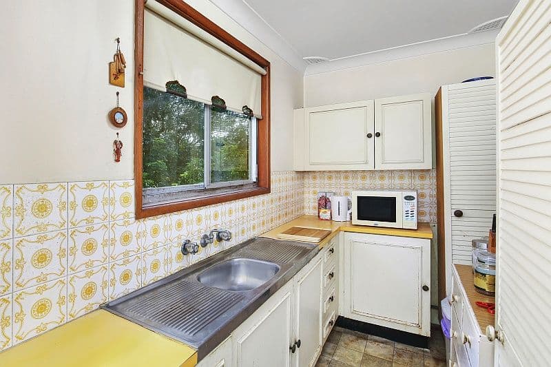 1 Gannet Close, BERKELEY VALE NSW 2261, Berkeley Vale - Thumbnail 3