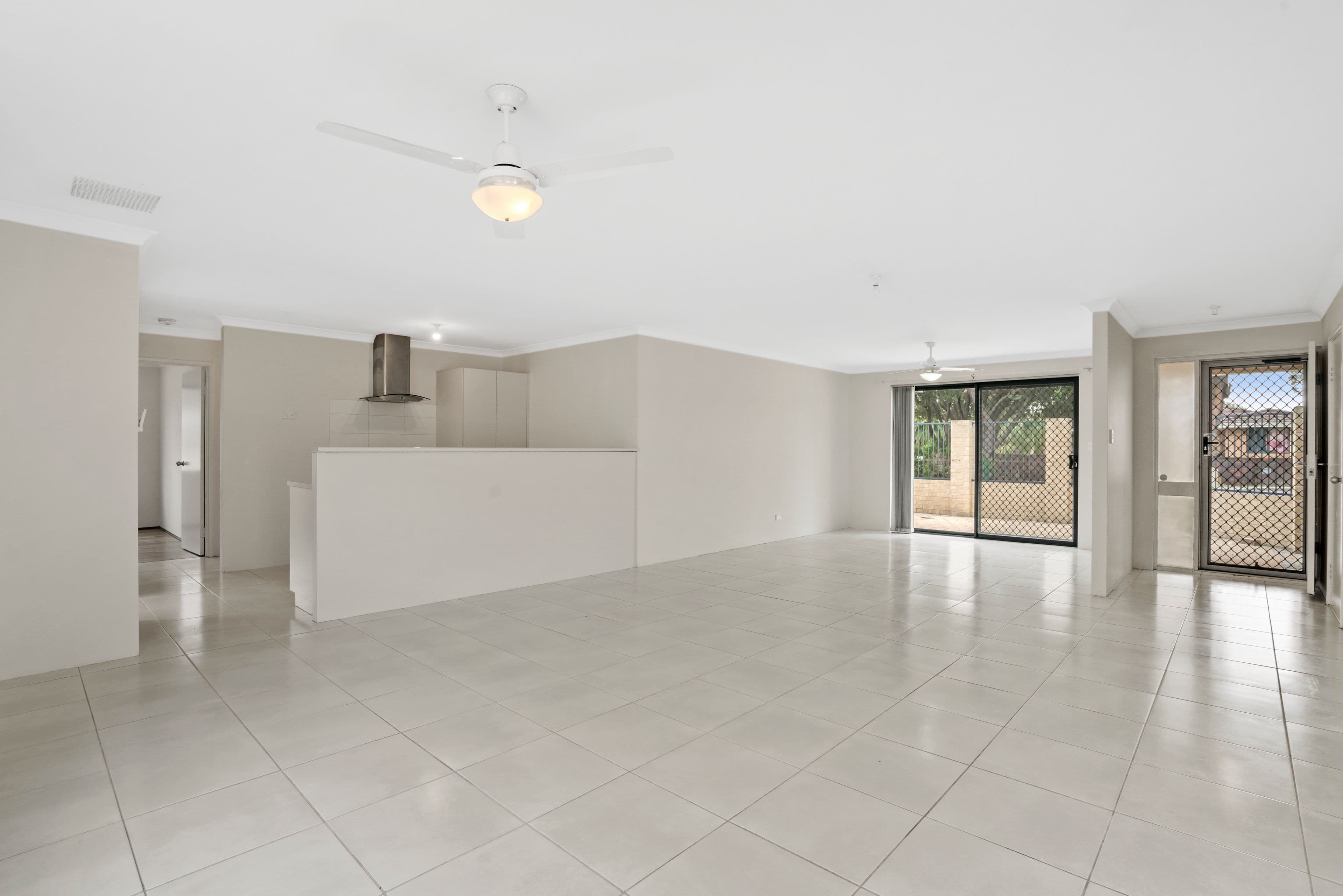 68 Evelyn Street, Gosnells WA 6110, Gosnells - Thumbnail 2