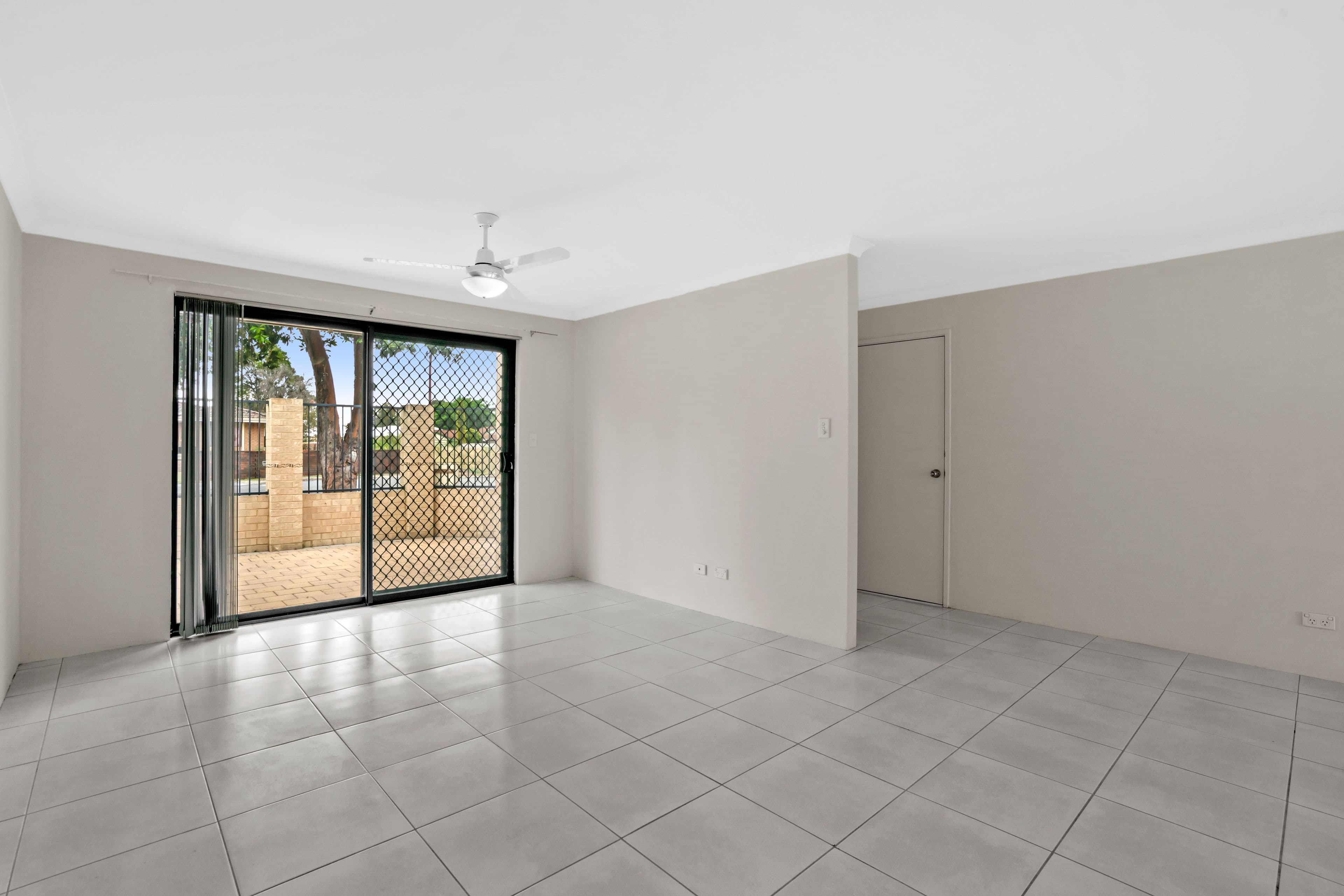 68 Evelyn Street, Gosnells WA 6110, Gosnells - Thumbnail 3