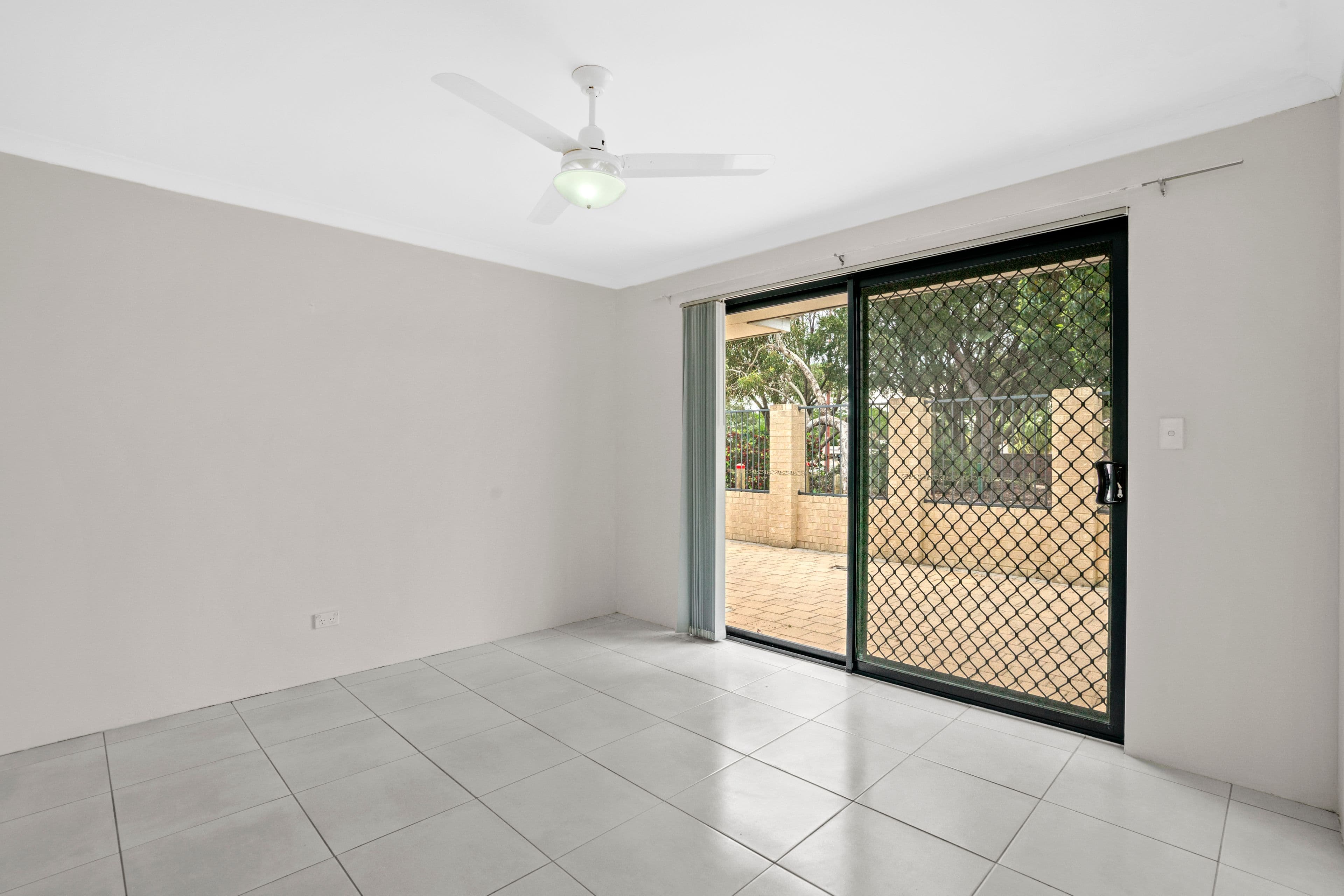 68 Evelyn Street, Gosnells WA 6110, Gosnells - Thumbnail 4