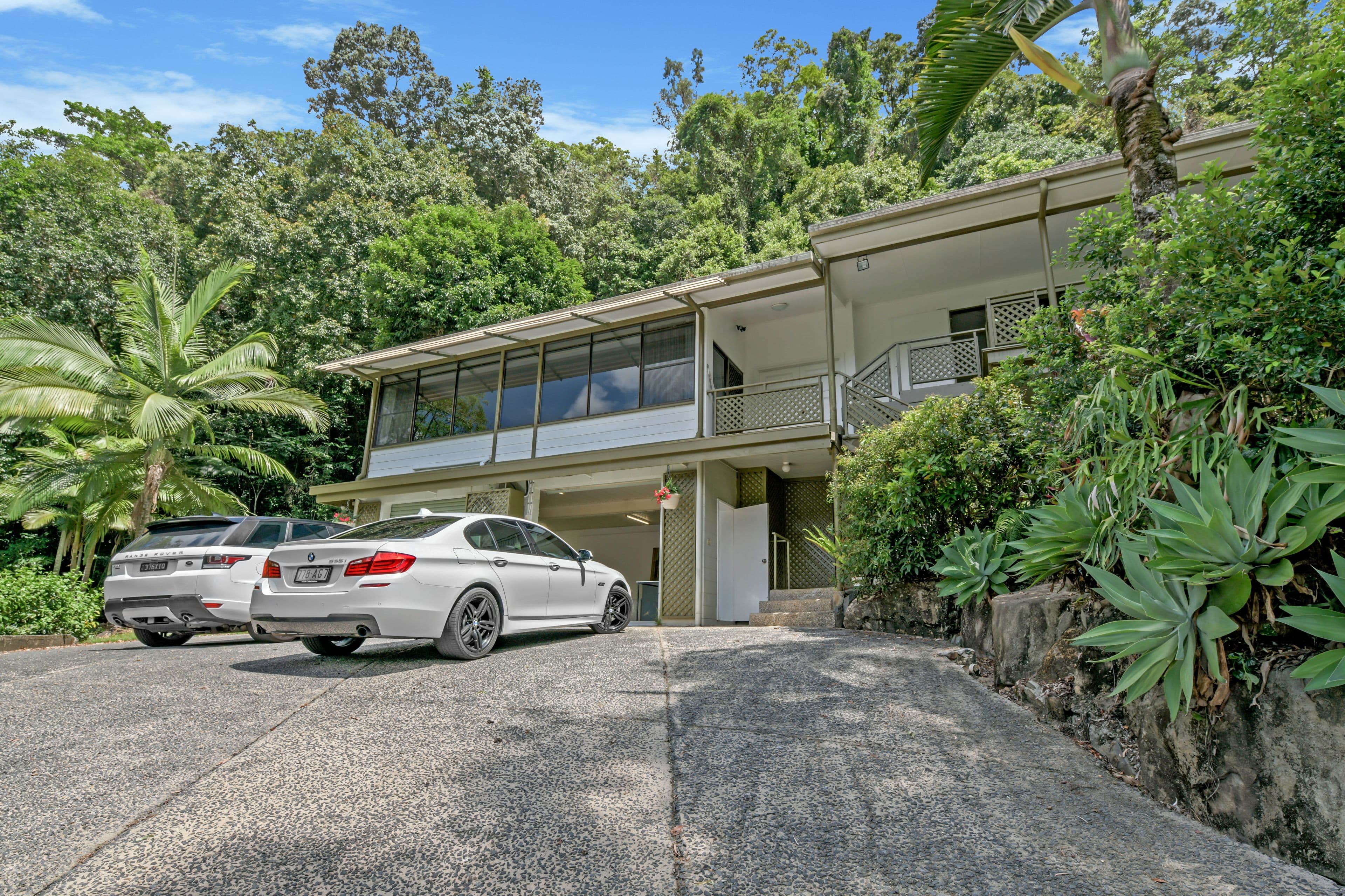 26-28 Cascades Drive, Redlynch QLD 4870, Redlynch - Thumbnail 4