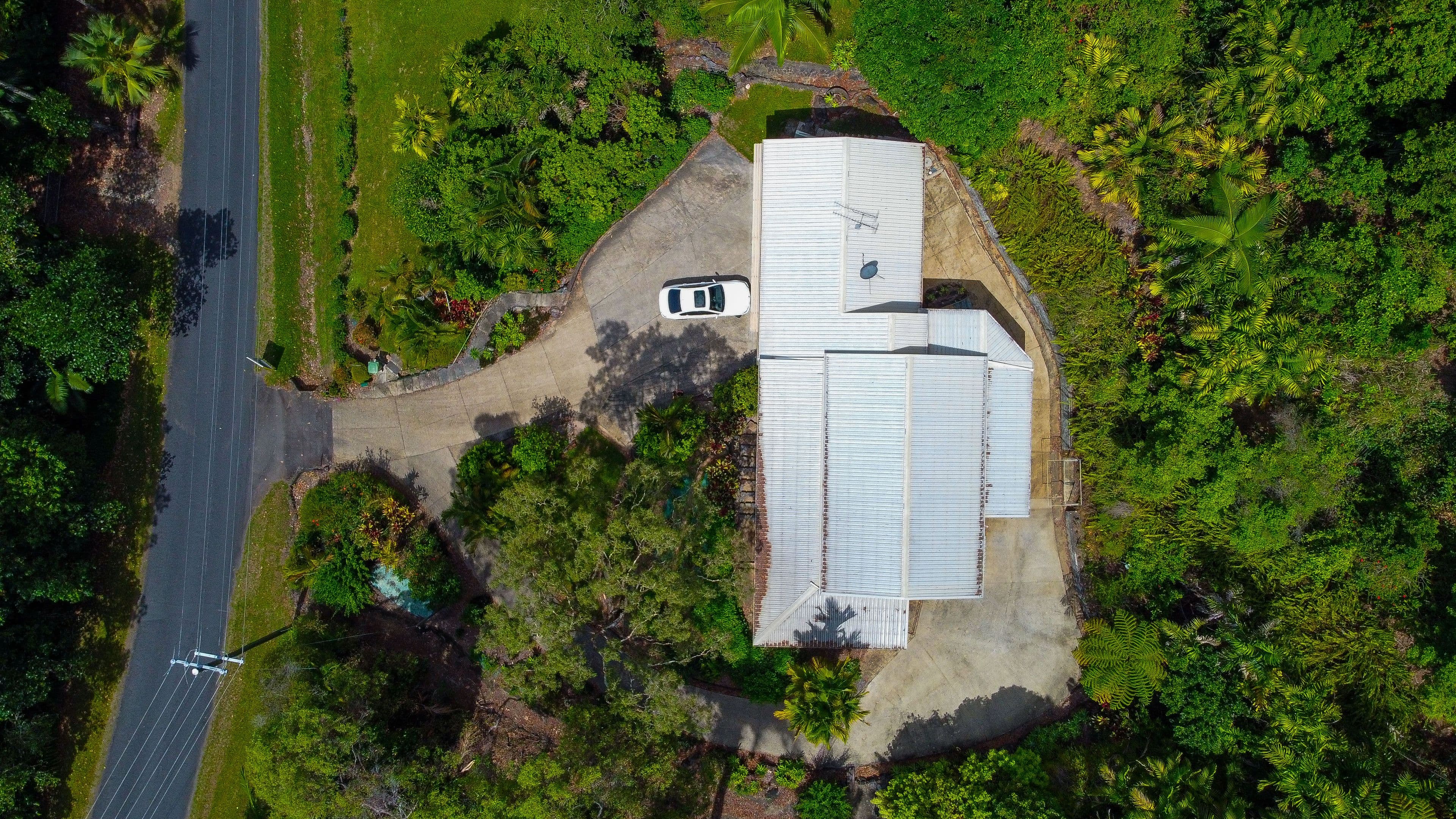26-28 Cascades Drive, Redlynch QLD 4870, Redlynch - Thumbnail 5