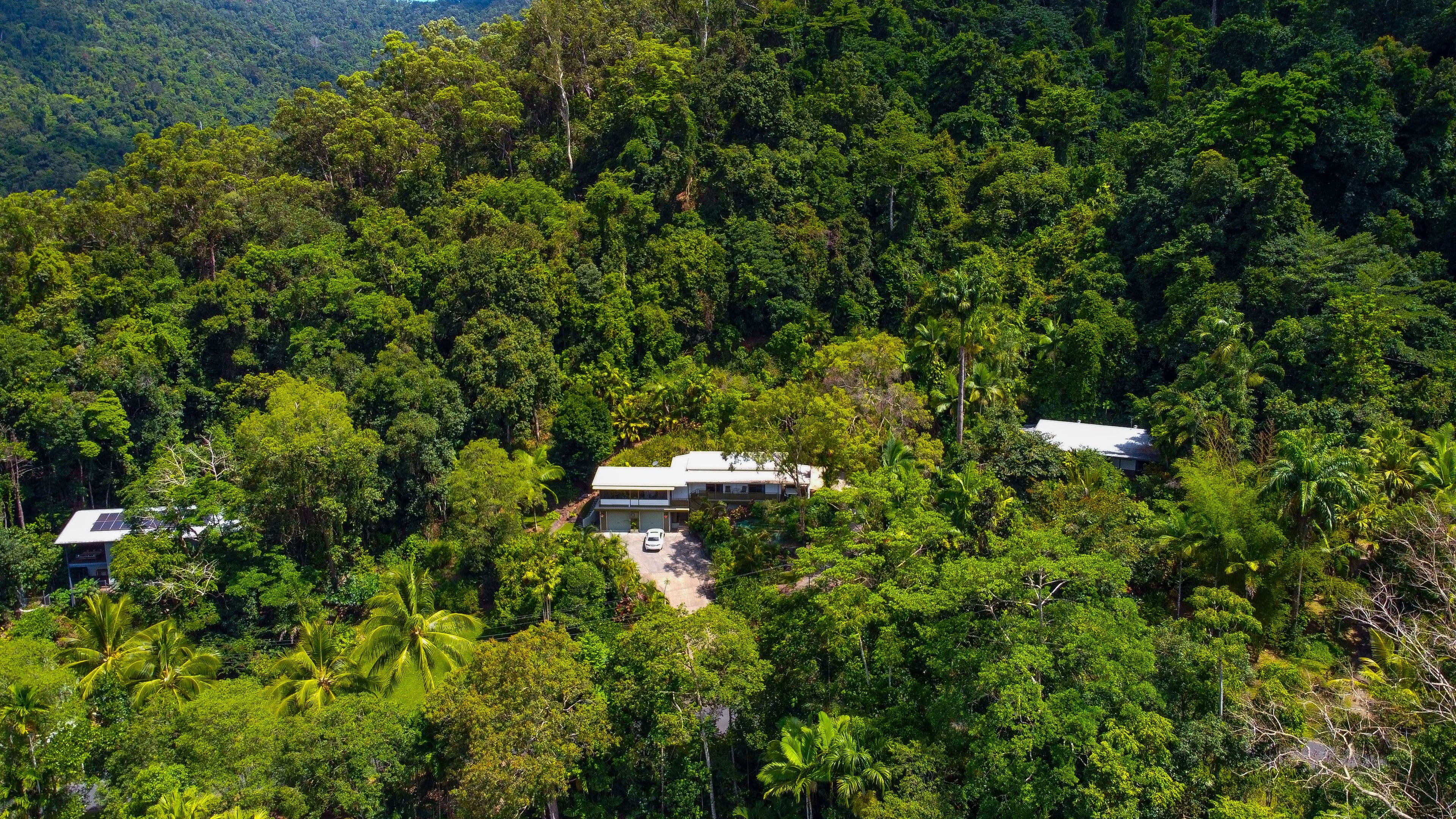 26-28 Cascades Drive, Redlynch QLD 4870, Redlynch - Thumbnail 7