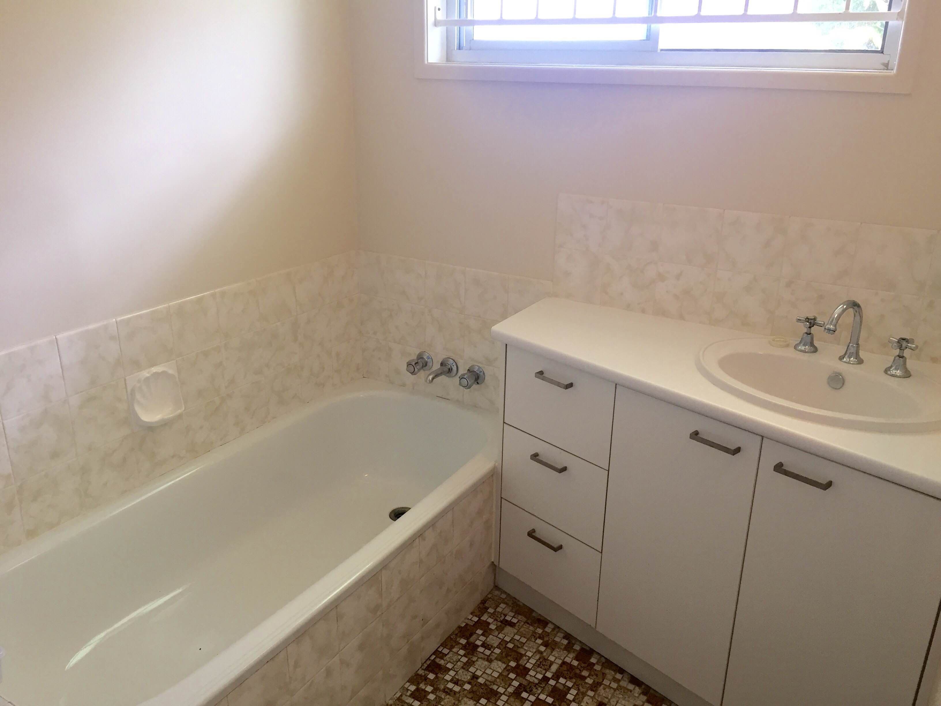 2 Glendale Street, Caboolture QLD 4510, Caboolture - Thumbnail 5