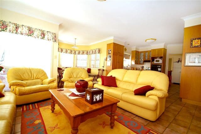 5  Wiangaree Drive, RANGEVILLE QLD 4350, Rangeville - Thumbnail 2